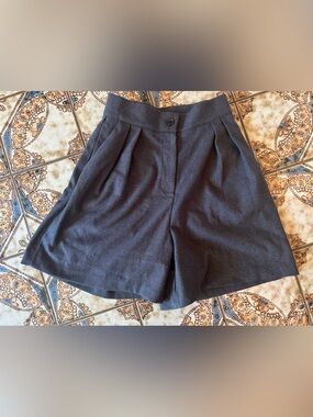 Poster revolve charcoal grey shorts High-Waist Pleated structured flowing sm